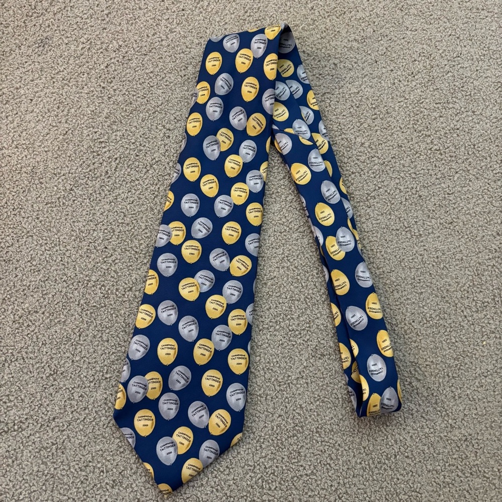 Blue Tie with Yellow and Gray Pattern Champagne Taittinger 2000